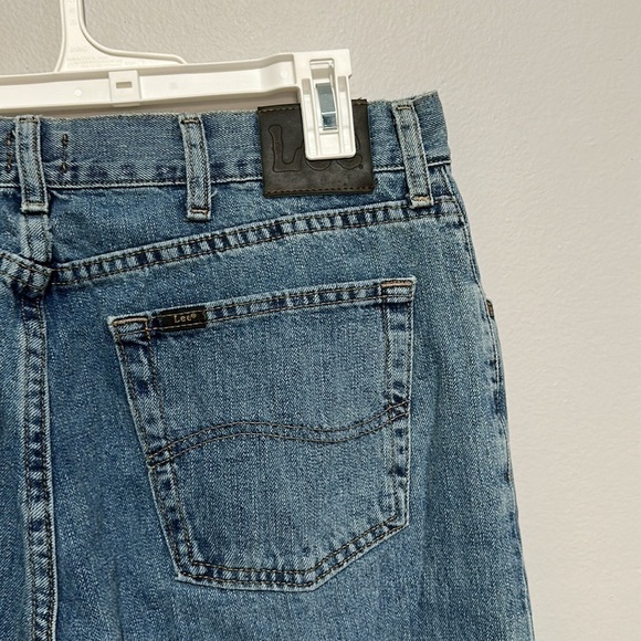 𝅺lee Regular Fit Light Denim Jeans size 34x32 - Picture 9 of 10